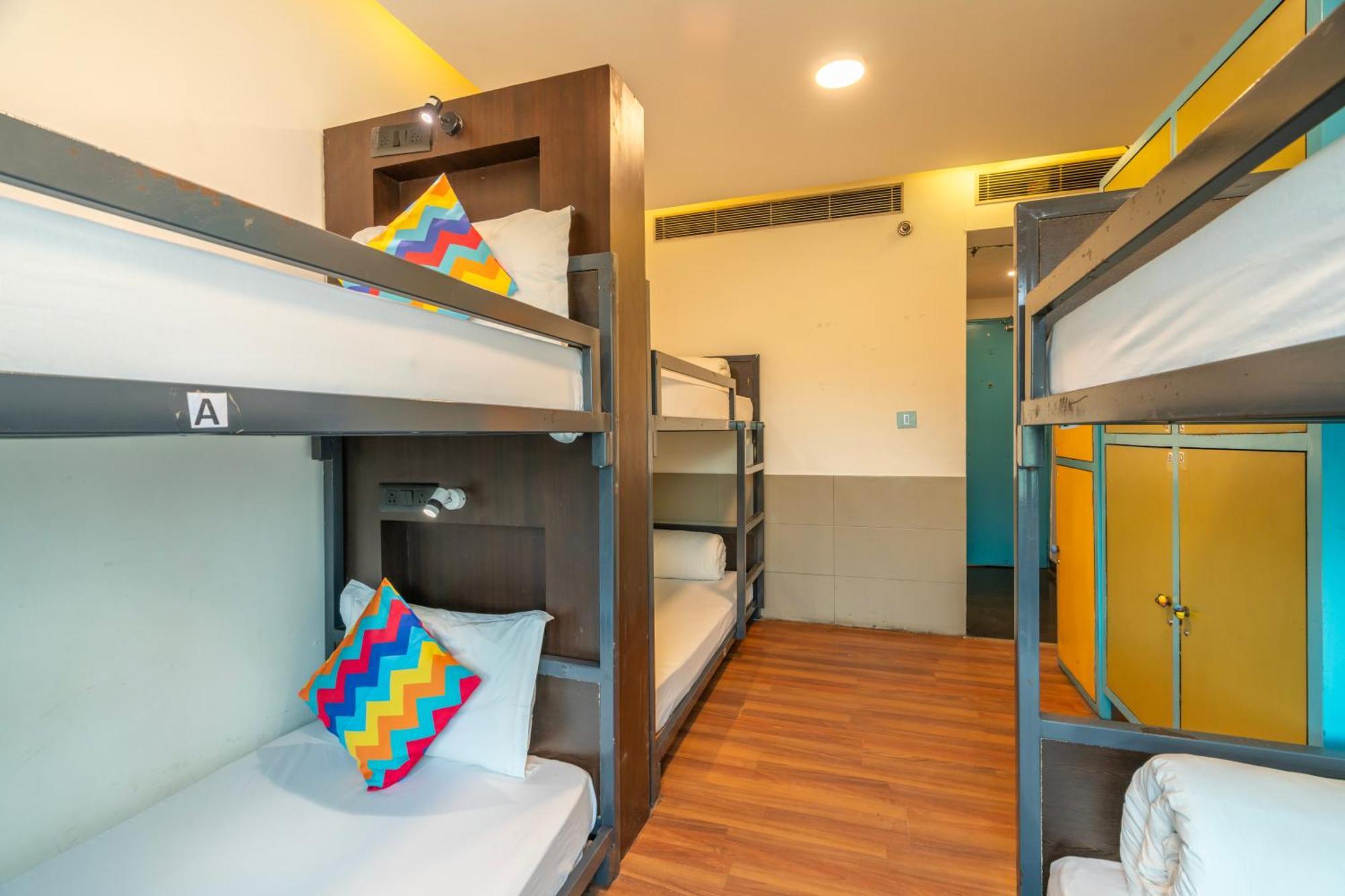Gostops Delhi Hostel *